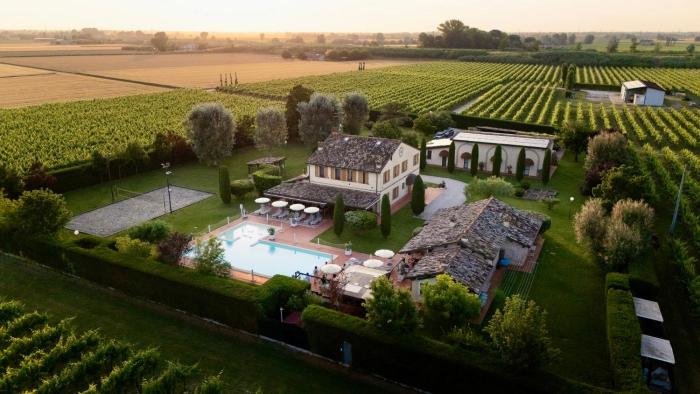 Resort Tenuta La Rotta - Rooms & Pool