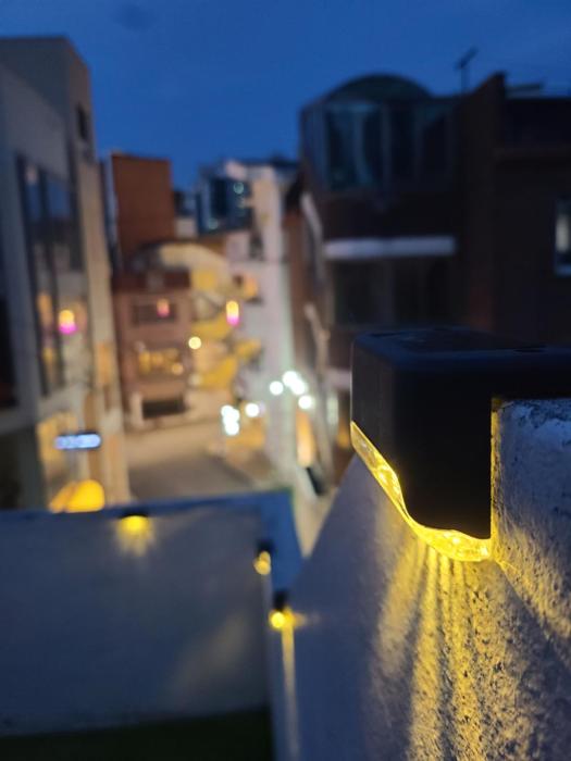 Wood house hongik univ 6 double beds