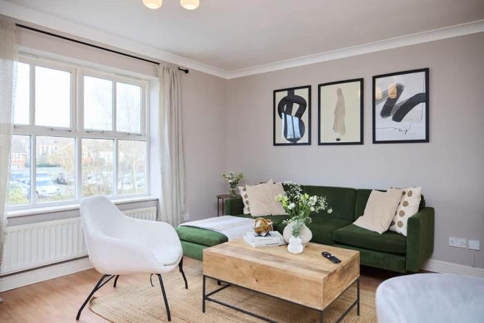 The Guildford Getaway - 3BDR with Garden