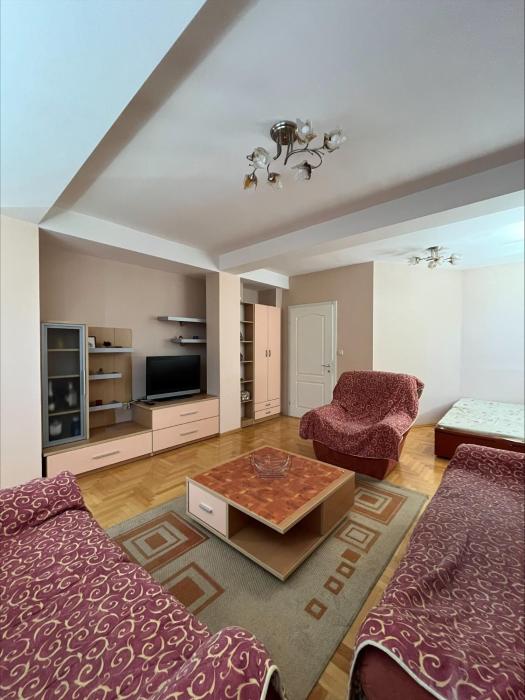 Victoria Apartment