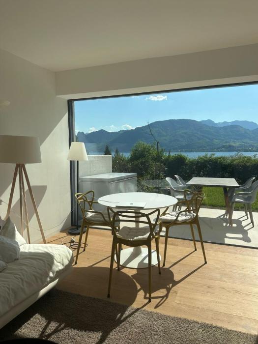 Traumsee Lodge am Traunsee in Gmunden mit 180 Grad See- und Traunsteinblick