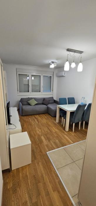 Apartmani Cara Lazara