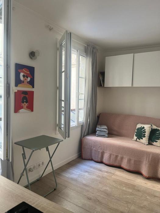 Place à 2 minutes du Musée Louvre Vivez Paris à Pied