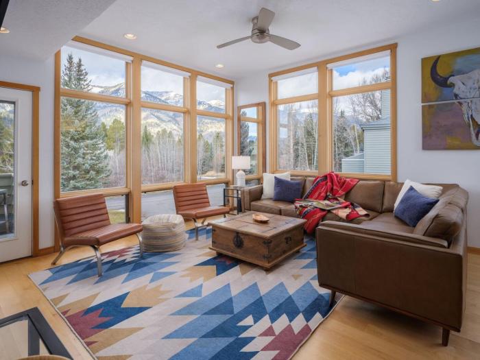 RMR: Windflower 2121 Condo in The AspensWilsonWY