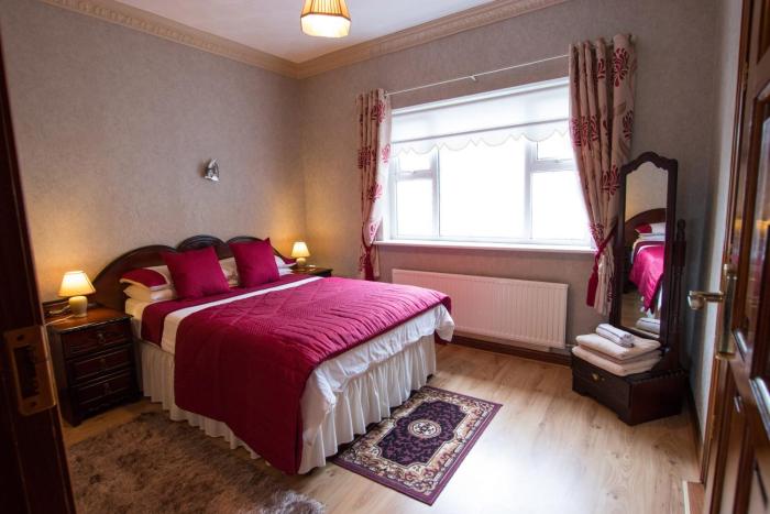 Room 2 - Double ensuite room