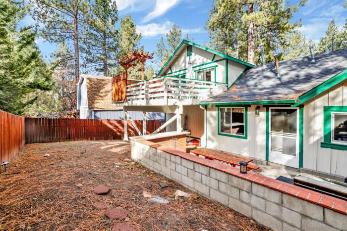 Green Squirrel Chateau #2484