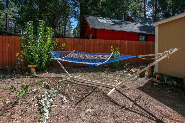 KIT KATS HIDEAWAY #1874