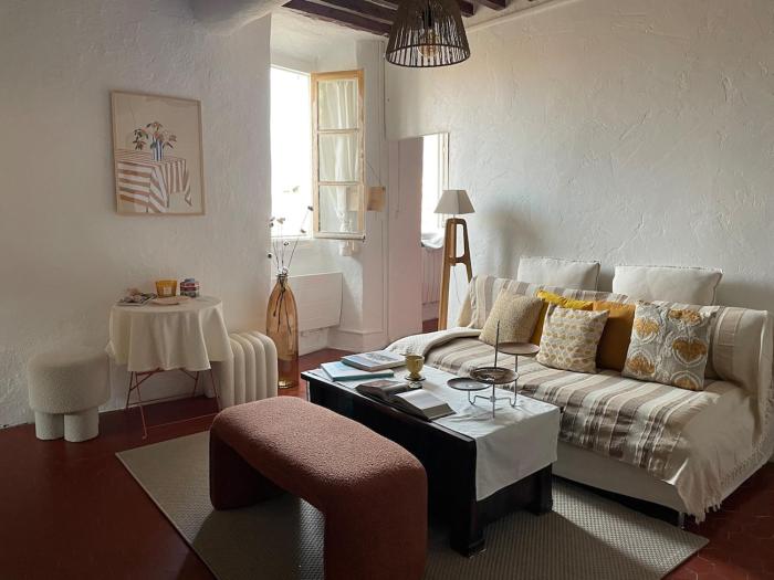 Charming flat in St Paul village