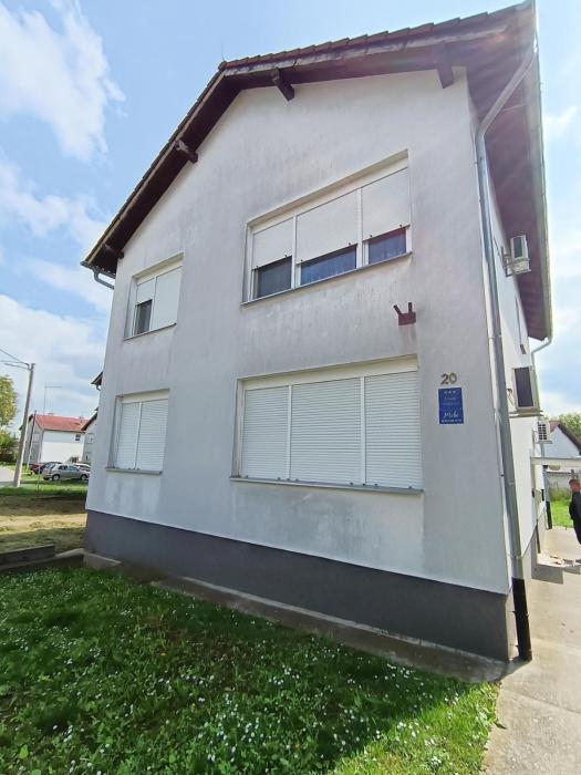 Apartments with parking space Vukovar, Slavonija - 24797