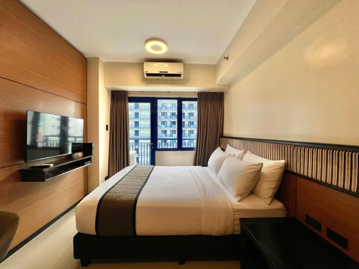 Studio Condo by Sea Residences near MOA 03