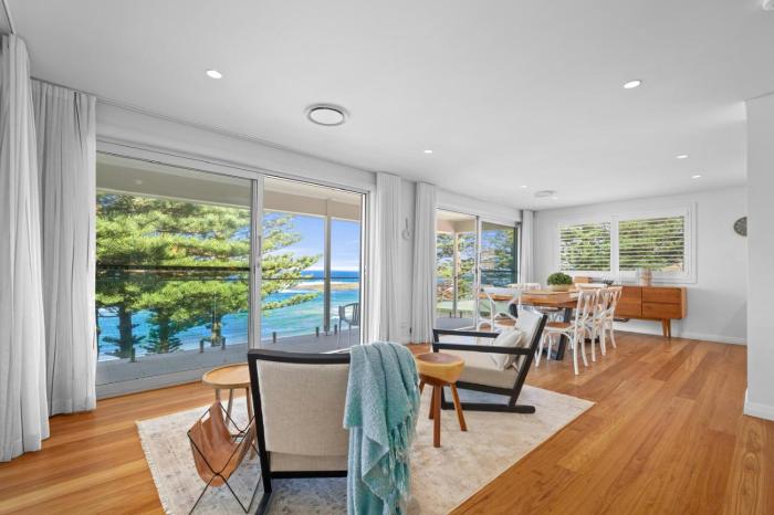 Toowoon Bay Beach House