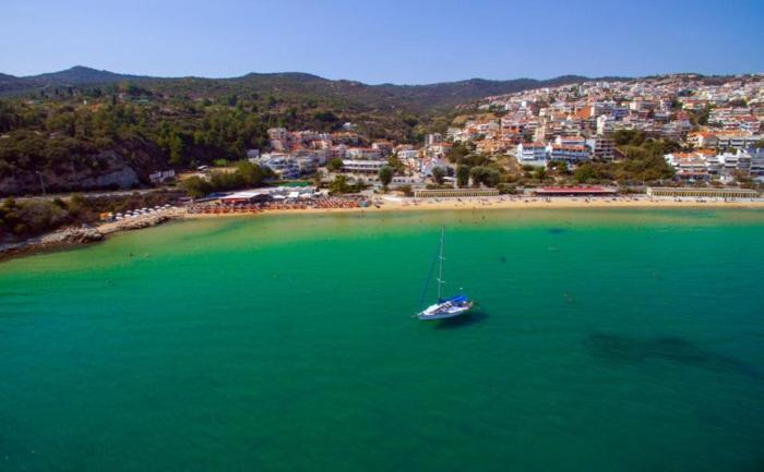 Little House In The Green