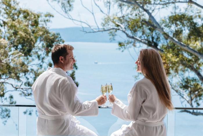 Luxury Couples Escape - Vue One