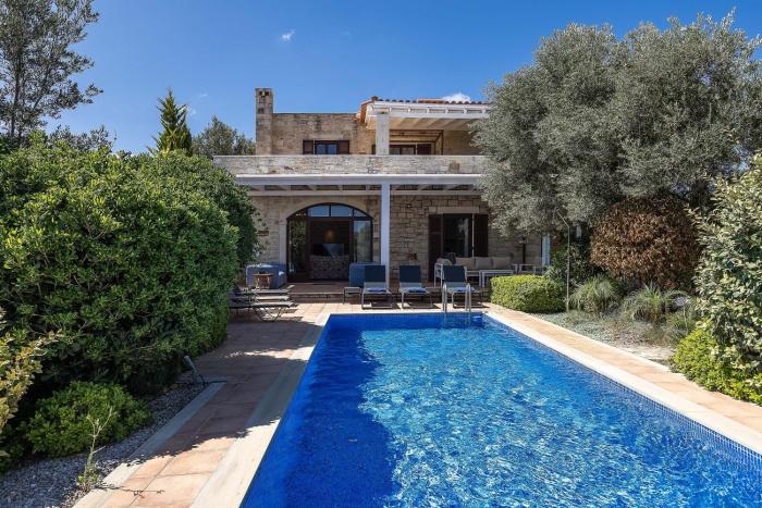 Oia Residence, private and peaceful