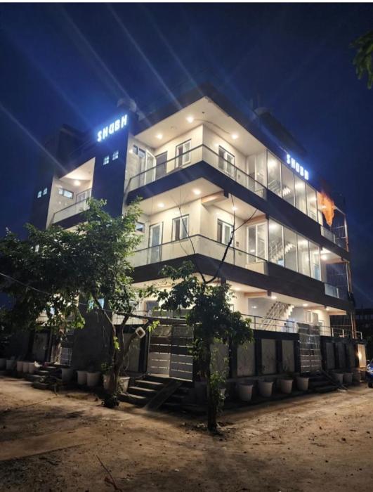 Hotel Shubh Palace