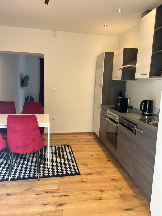 Modern Apartment - zentral