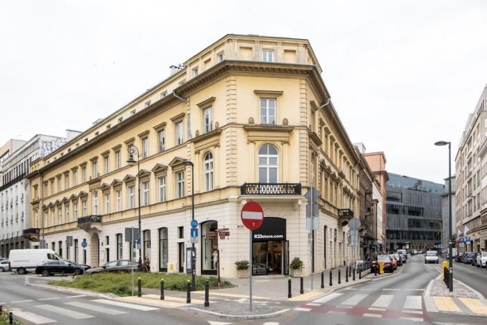 Apartament w kamienicy na Żurawiej