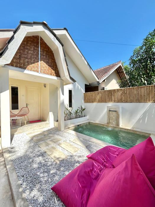 Villa Mawar Lombok