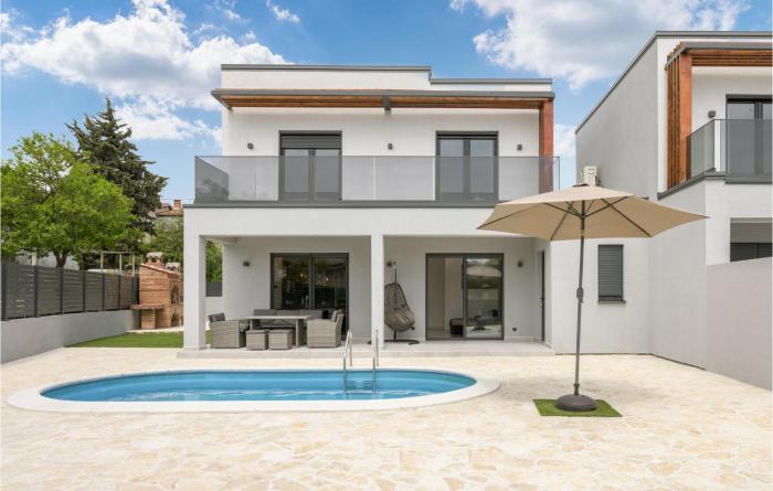 Lovely Home In Labin With Wifi