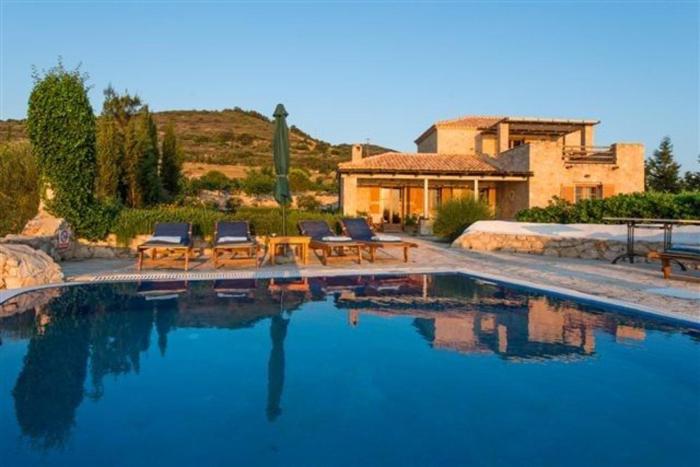 Extravagant Zante Villa Villa Purple Great Sea Views 3 Bedrooms