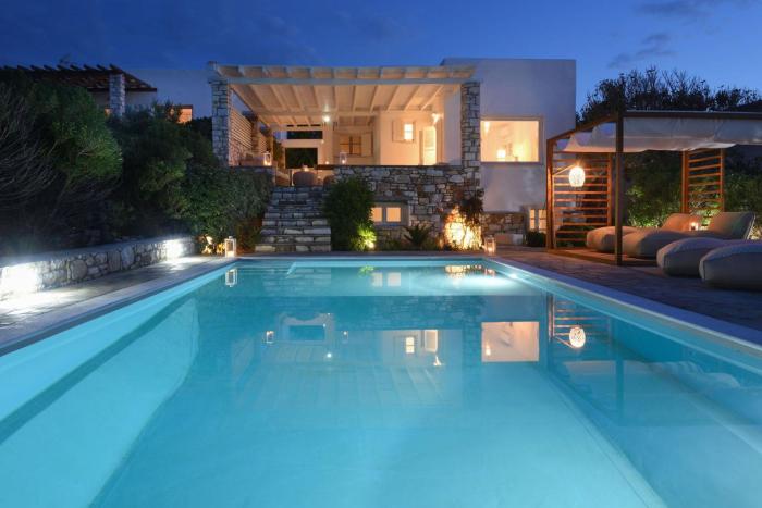 Executive Paros Villa 4 Bedrooms Villa Island Spirit Amazing Sea Views