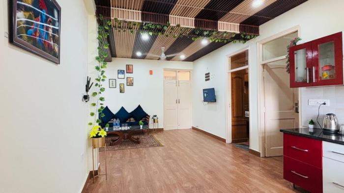 Pine Forest Vibes Kasauli With Sitting Area Availbale & Garden Space, 1BHK,2BHK,3BHK,4BHK,10BHK