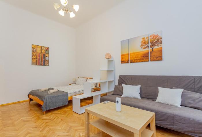 AK57 Central Apartment