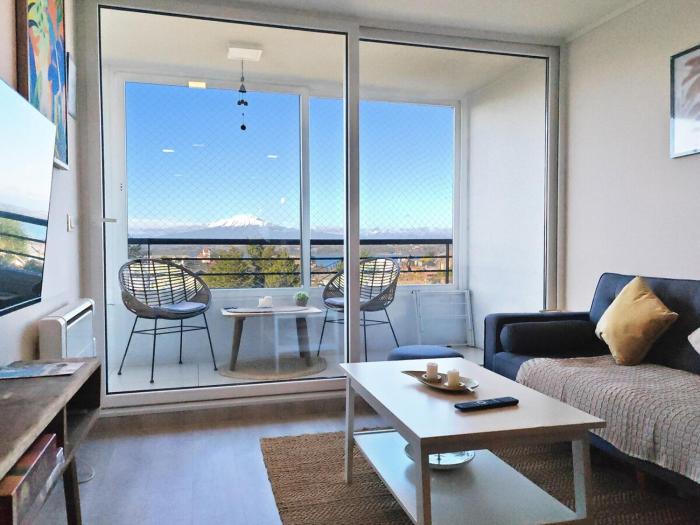 Stunning Lake & Volcano Views