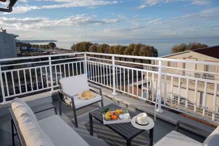 Noah Sea-View Apartments