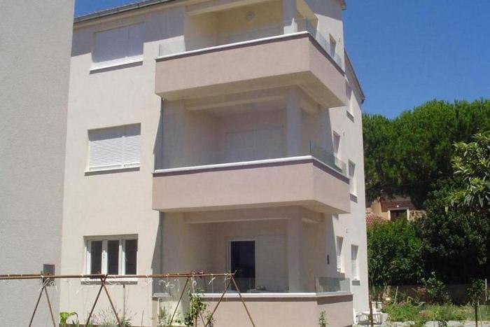 Apartments by the sea Turanj, Biograd - 24791
