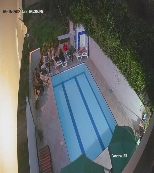 Casa con pisina de 3 habitaciones en Andes 15 mtos jardín