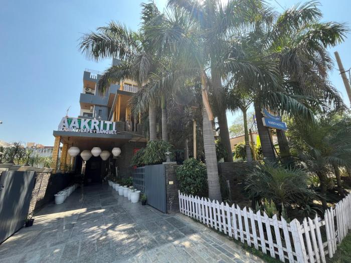 Aakritii Hotels
