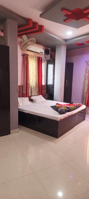 Om maa kalika palace