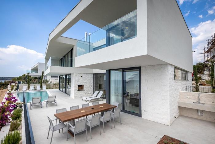 Alluring Rogoznica Villa 5 Bedrooms Villa Evening Star