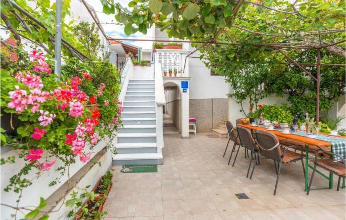 Awesome Apartment In Biograd With Wifi