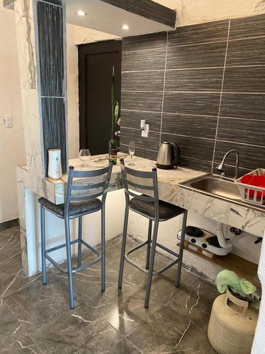 private loft, comfortable, equipped, we invoice,