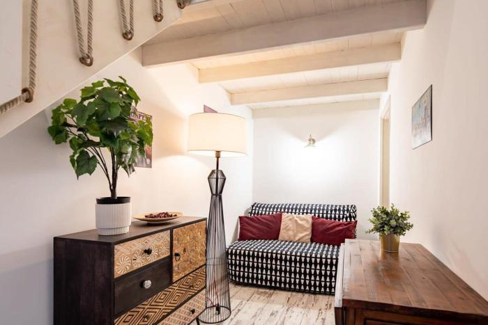 Ultra Central - Charming and NEW - Quiet Sleep