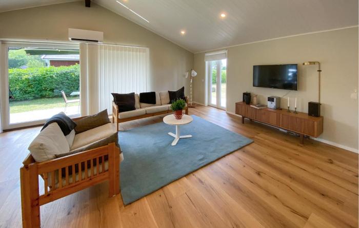 3 Bedroom Amazing Home In Vassmolösa