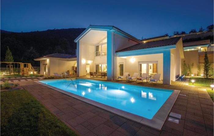 Nice Home In Veprinac With Sauna