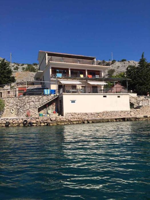 Apartment in Lukovo Sugarje 27036