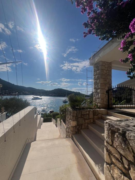 Korcula Apartment direkt am Meer -Zrnovska banja -2,5 km zur Altstadt Korcula