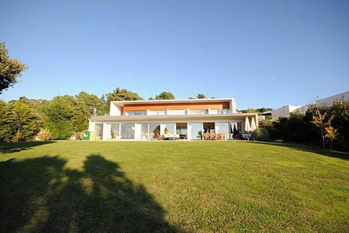 Tasteful Caminha Villa 4 Bedrooms Villa Laginhas Modern Furnishings