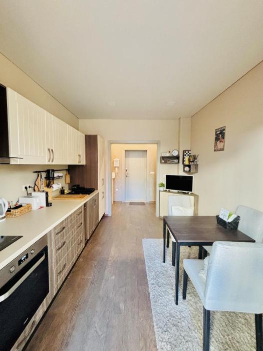 Cozy central apt 1BD&Romantic Balcony