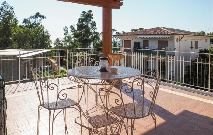 Stunning Apartment In Paestum With Wifi