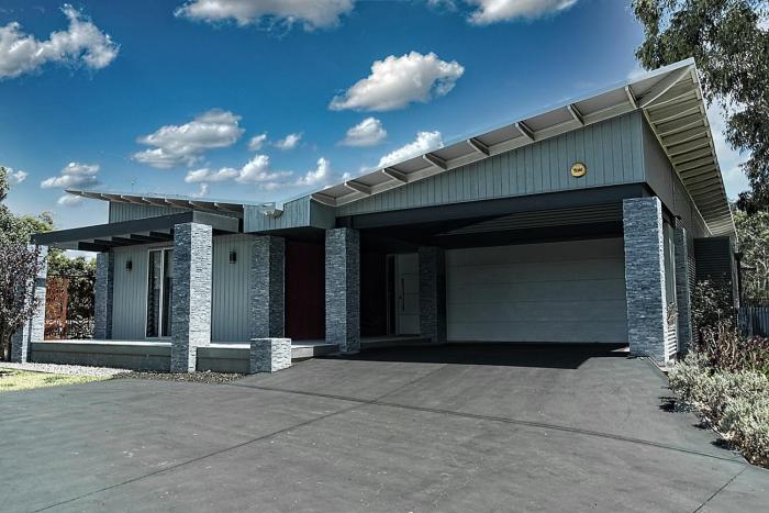 Jasmine Escape DONT BOOK CLOSING DOWN