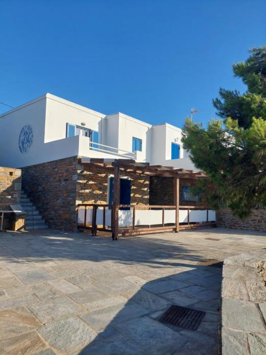 Socrates House Kythnos