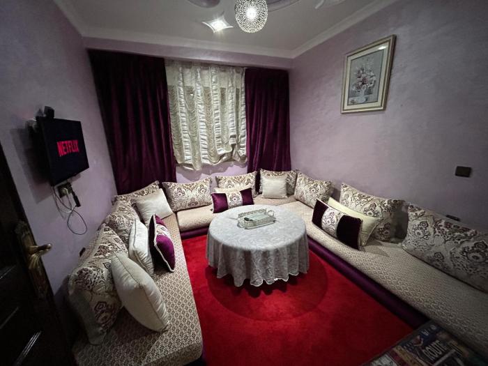 Calm Family Apt, 15m to Beach