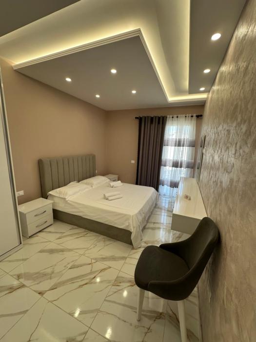 Palm View Luxury Apartment Golem