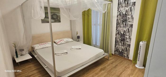 Apartment Second Home