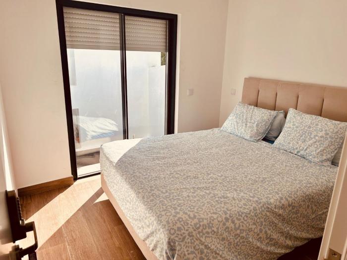 Lagos Marina Studio- King Bed- Ensuite- Balcony